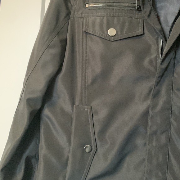 Men’s Kenneth Cole Reaction jacket. Sized Medium. - Picture 3 of 4
